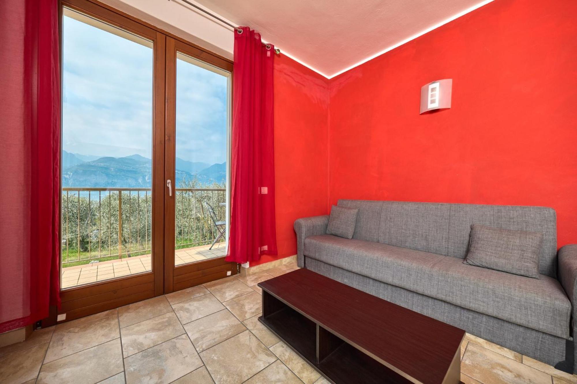 Bellavista Apartment Малчезине Екстериор снимка